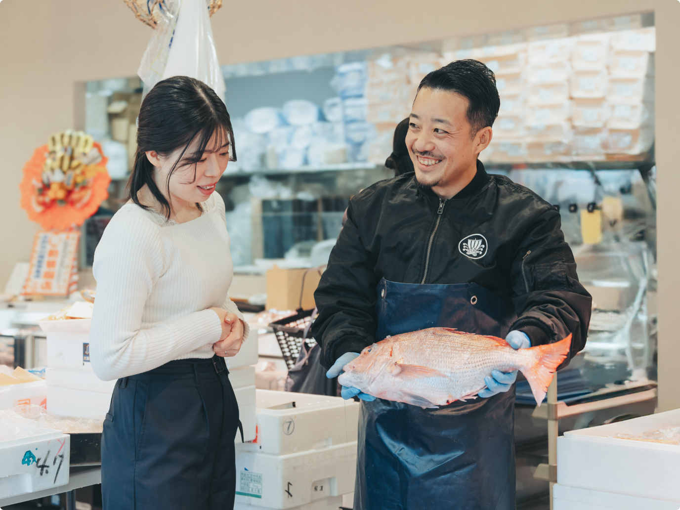さかなの福助の店内風景